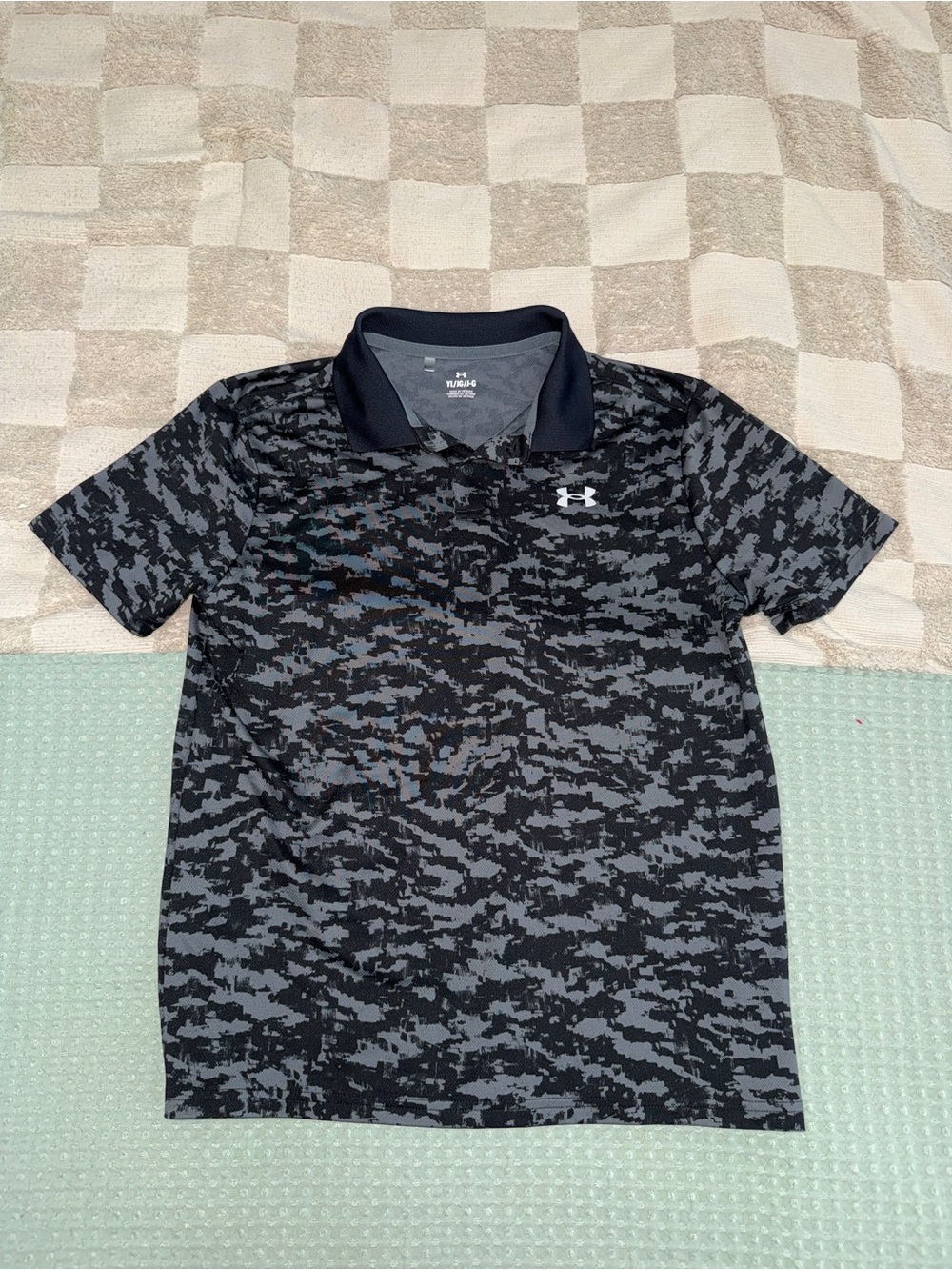 Under Armour Boys Matchplay Printed Polo Shirt size Youth Large